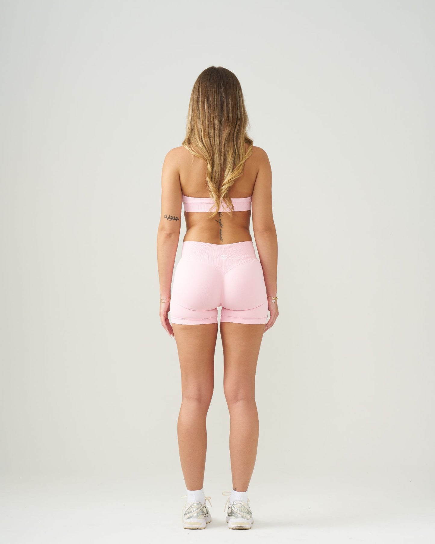 The Sculpt Seamless Sports Bra/shorts set